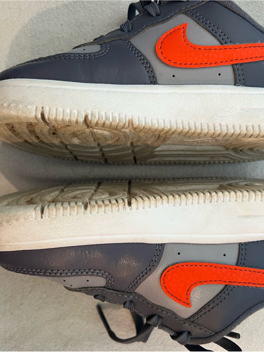 Nike Toddler Grey & Orange Low-Top Sneakers; 9c - Picture 4 of 5